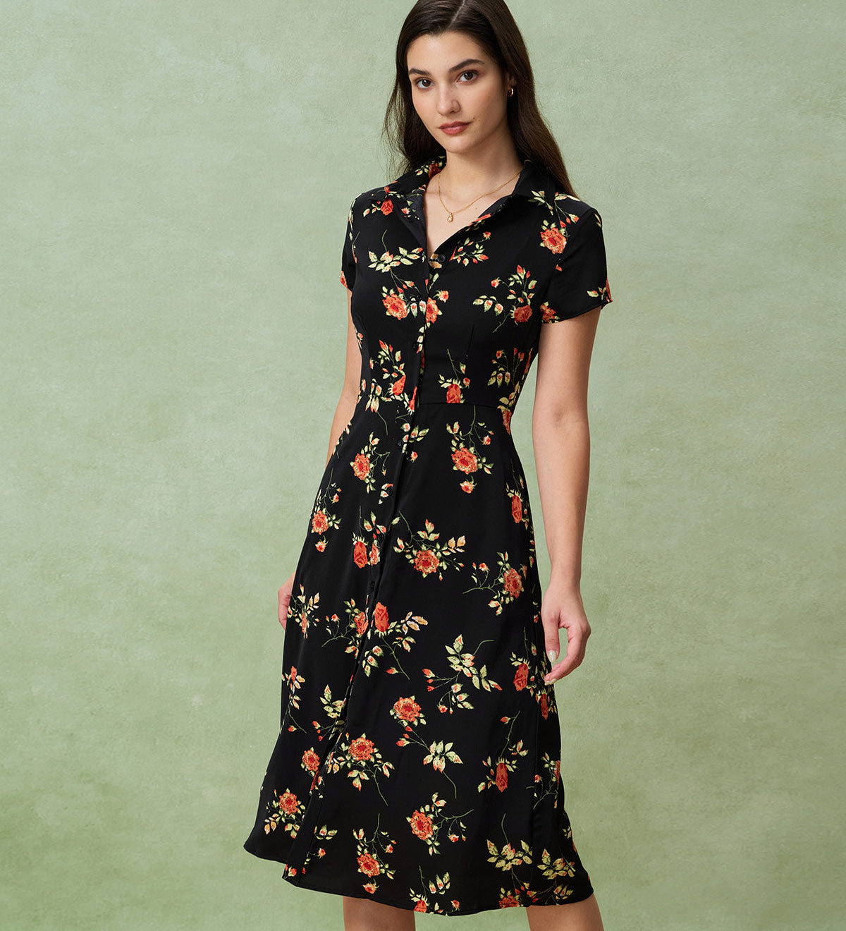 Glória - Vestido Midi Preto Floral